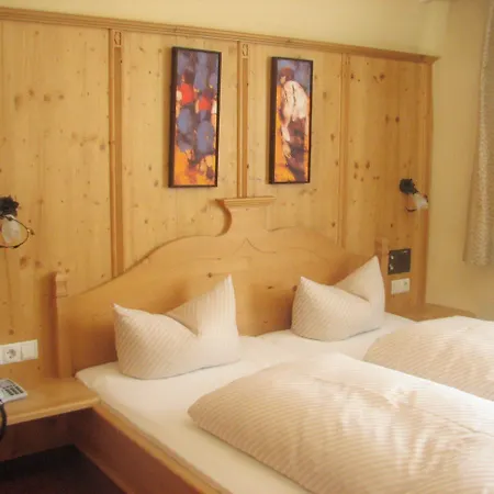 Hotel Traube 4*