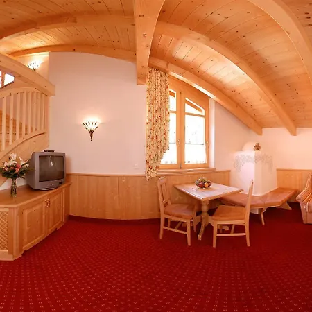 Hotel Traube 4*