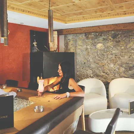 Hotel Traube 4*