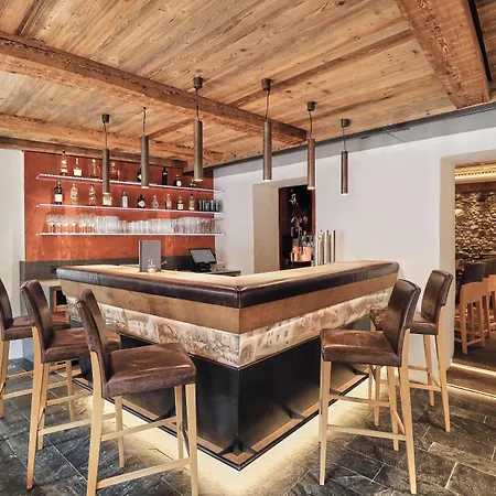 Traube Hotel Pfunds