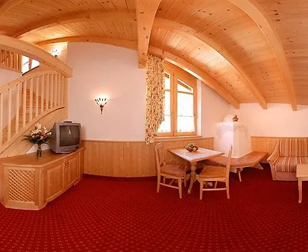 Hotel Traube 4*